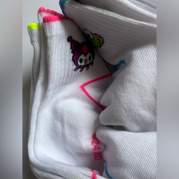Hello Kitty And Friends Ankle Socks 5 Pairs White Multi Color NEW - Picture 4 of 7